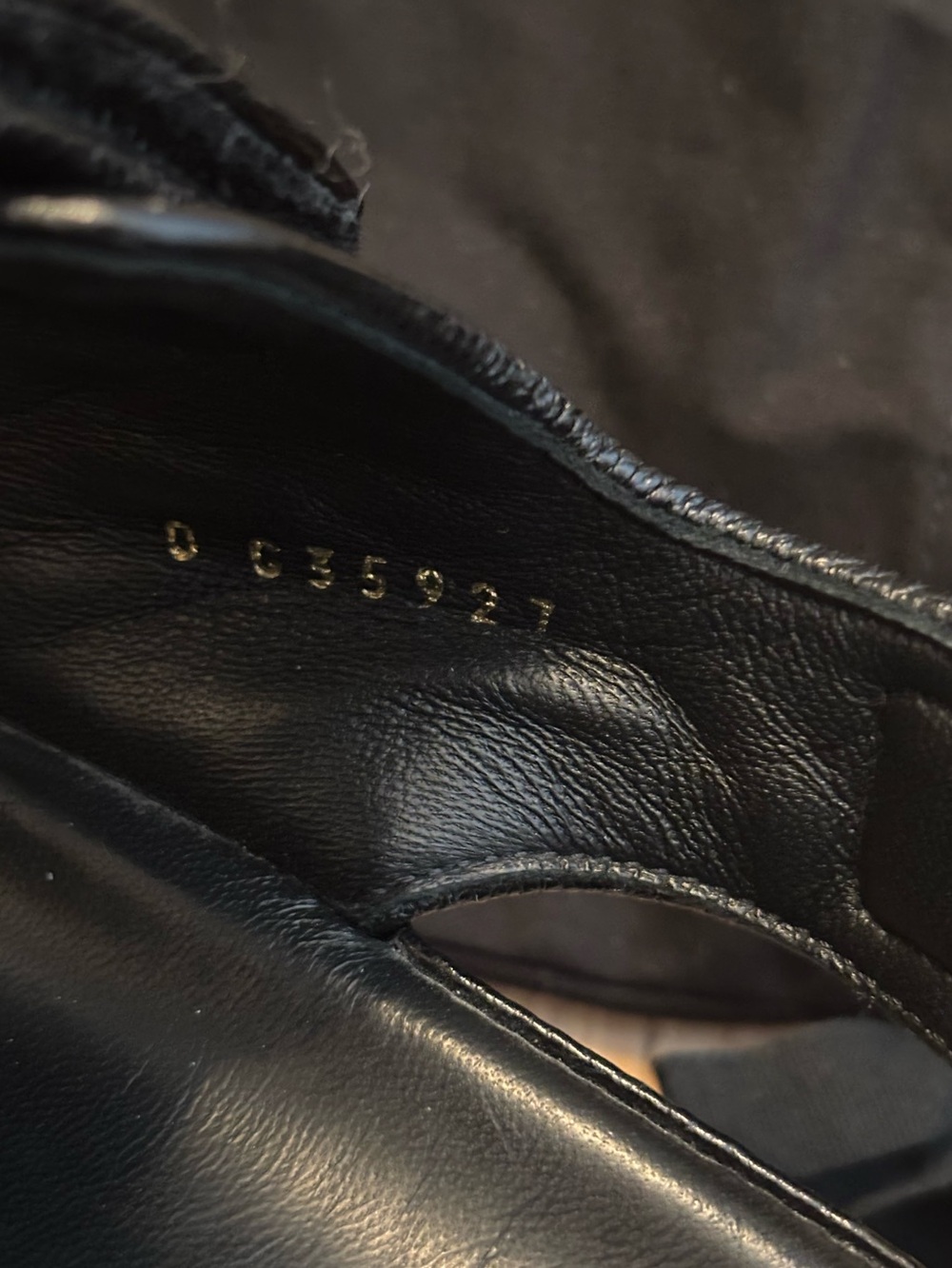 CHANEL Quilted Leather CC Logo Dad Sandals - Picture 13 of 15